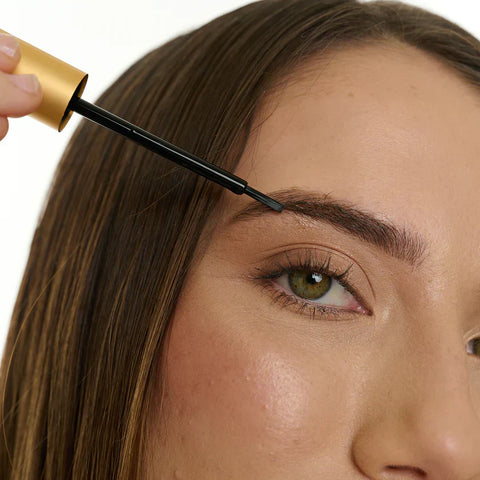 Naturlig og hormonfritt brynserum – utviklet for sensitiv hud